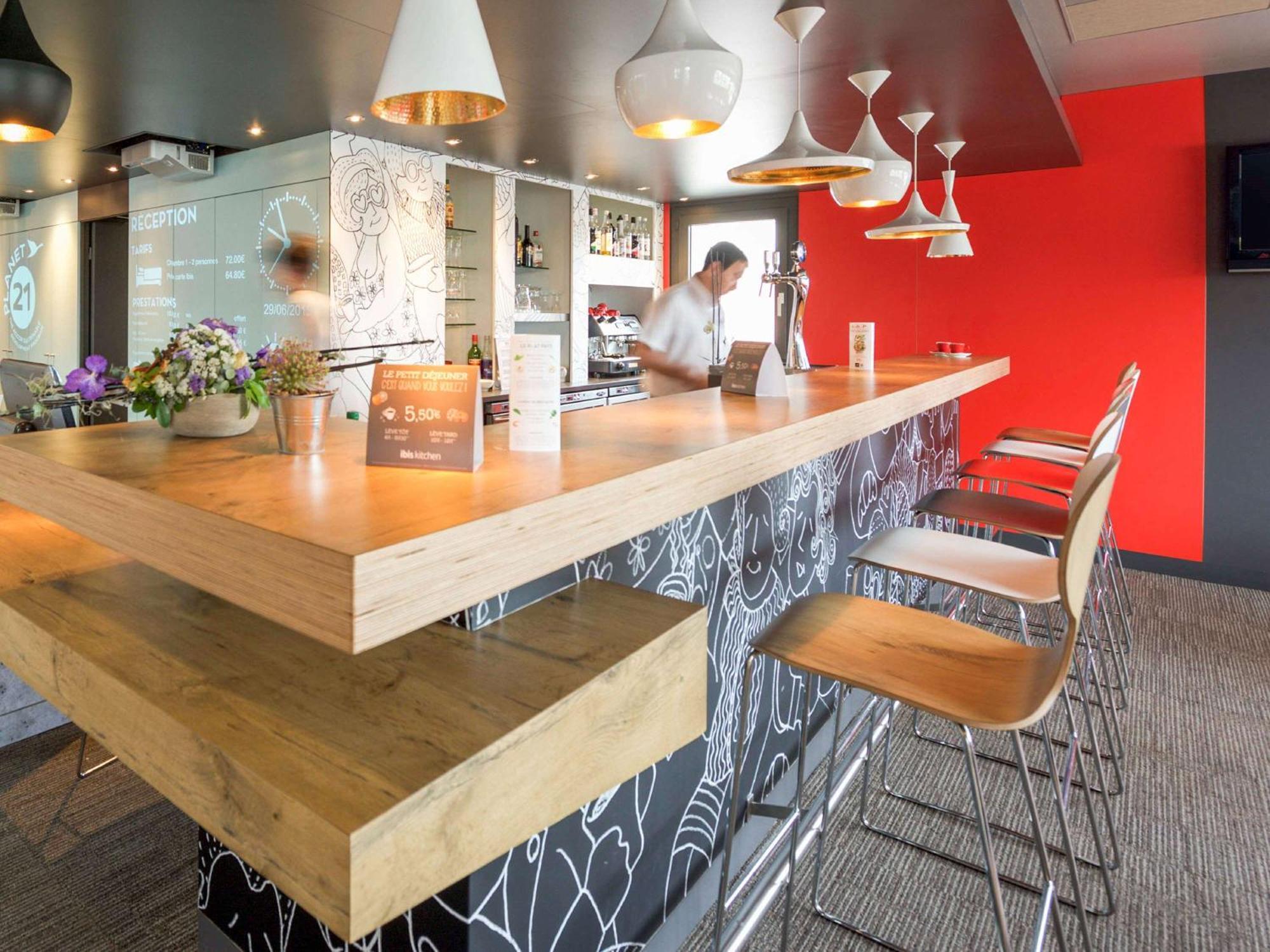 Ibis Pau Lescar Hotel Ngoại thất bức ảnh