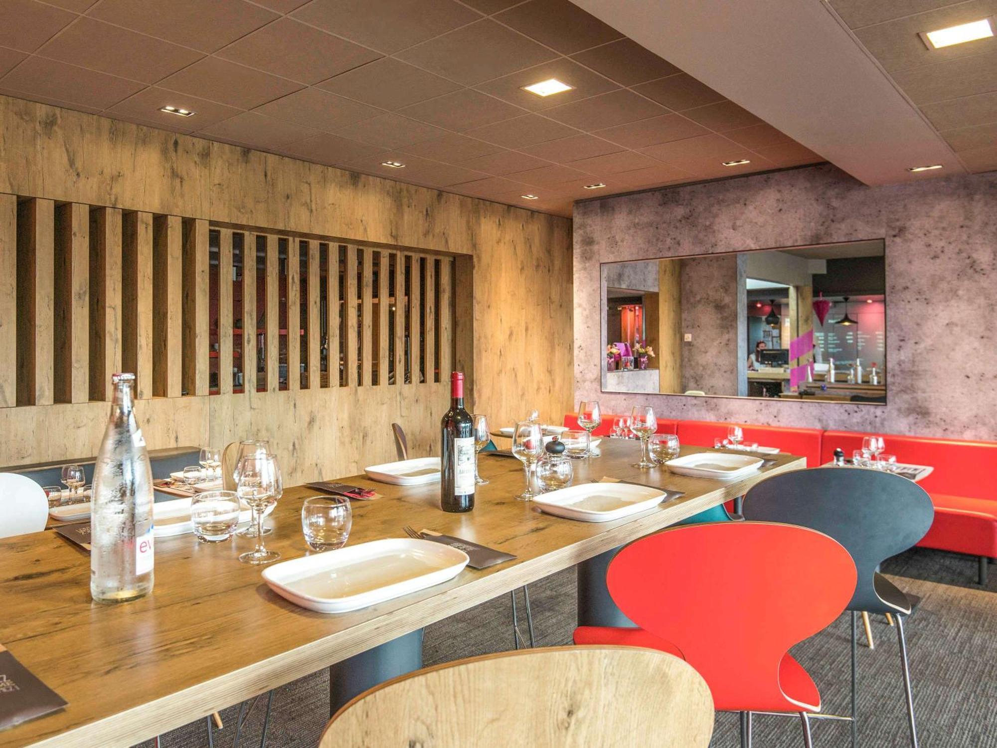 Ibis Pau Lescar Hotel Ngoại thất bức ảnh