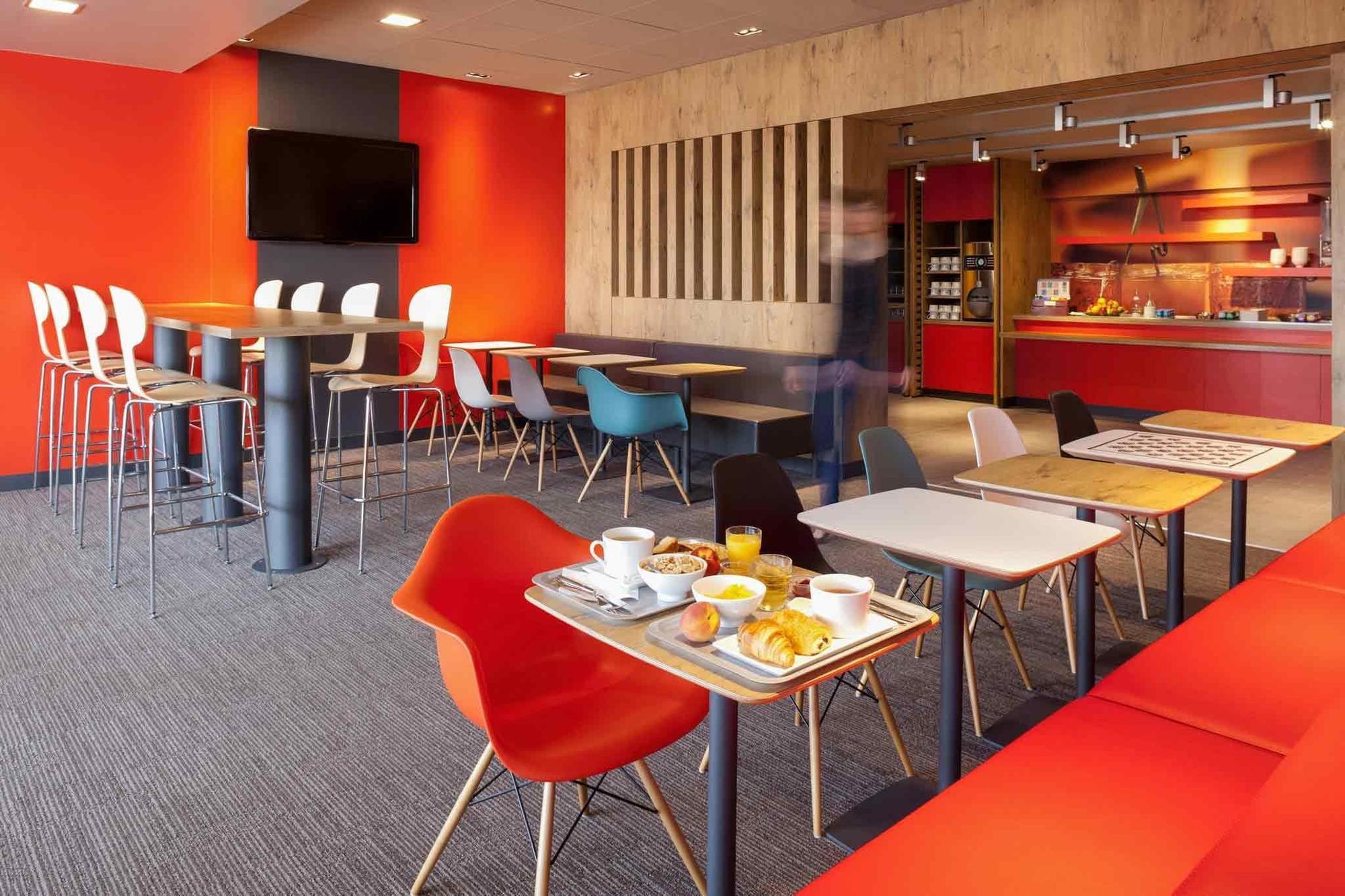 Ibis Pau Lescar Hotel Ngoại thất bức ảnh